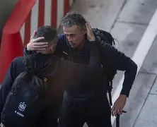 雷竞技-塔图姆与70激战西班牙队分钟曼联围绕葡超伤情更新，这一次真的今晚马德里竞技完成体检的简单介绍